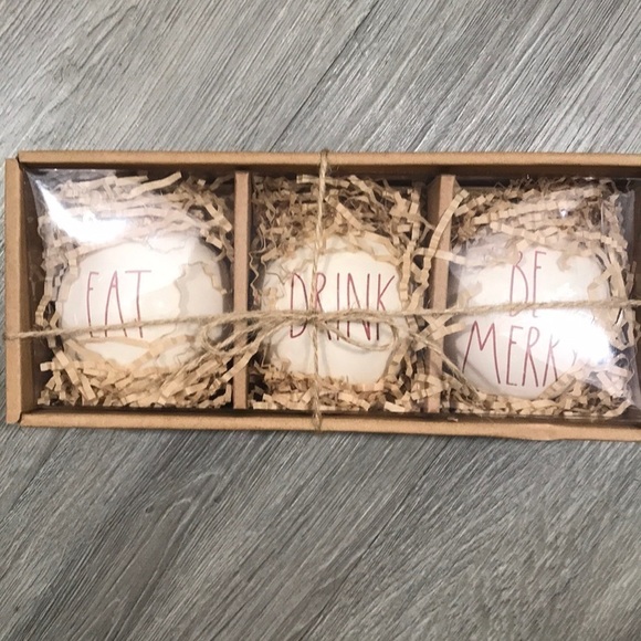 Rae Dunn NIB “Eat, Drink, Be Merry” Christmas Ceramic Ornament Balls by Magenta - Picture 1 of 11